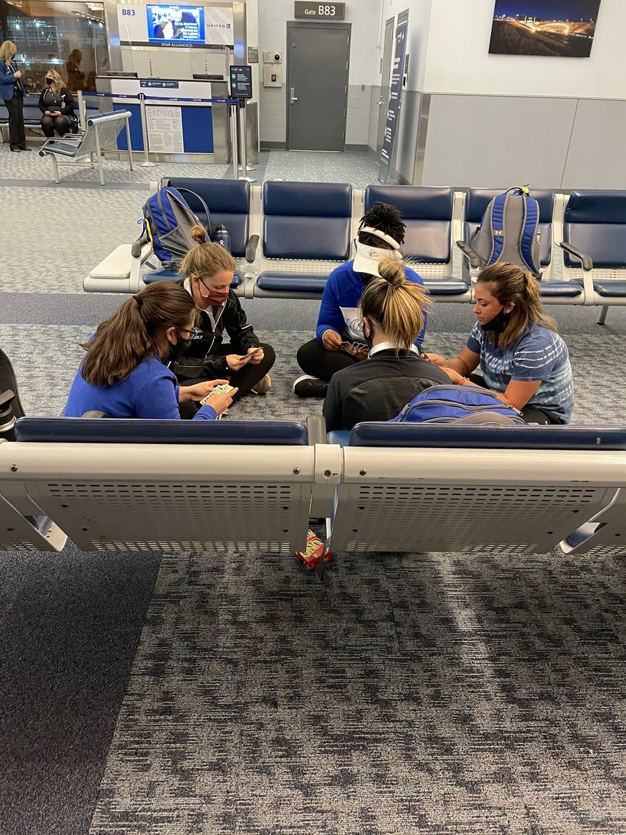 unk_womensgolf's tweet photo. If you see some young women playing spicy UNO in the airport...that’s us https://t.co/qB5UbFxWR4