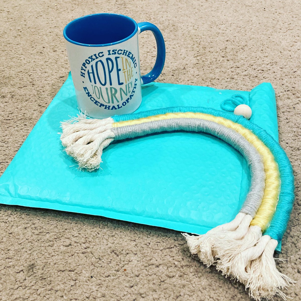 HopeforHIE's tweet photo. Sometimes all you need is a little HOPE in the mail to lift your spirits!
📬💌💌💌📬
#hopeforhie #MailCall #rainbowsofhope #bettertogether https://t.co/Mrhsqd4xmO