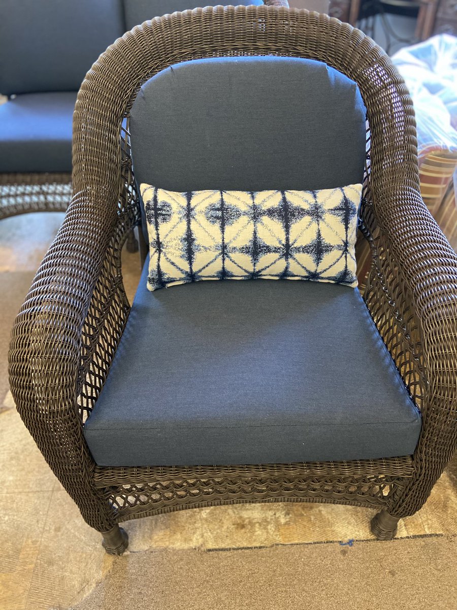 KZI_AZ's tweet image. Custom outdoor cushions! It is outdoor living time ARIZONA! #kziaz #sunbrella  #outdoorliving