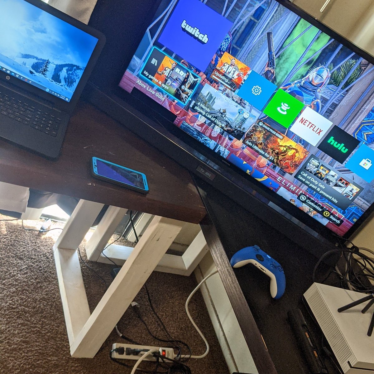 athenaswrath01's tweet photo. My temporary setup!
#XboxSeriesS #XboxGameClub #gameboxgamer #xboxtime #twitchstreamer #twitch #twitchgirl #ApexLegends #CallofDuty #Warzone #Division2 #Destiny2 https://t.co/Z4iMYRudgs