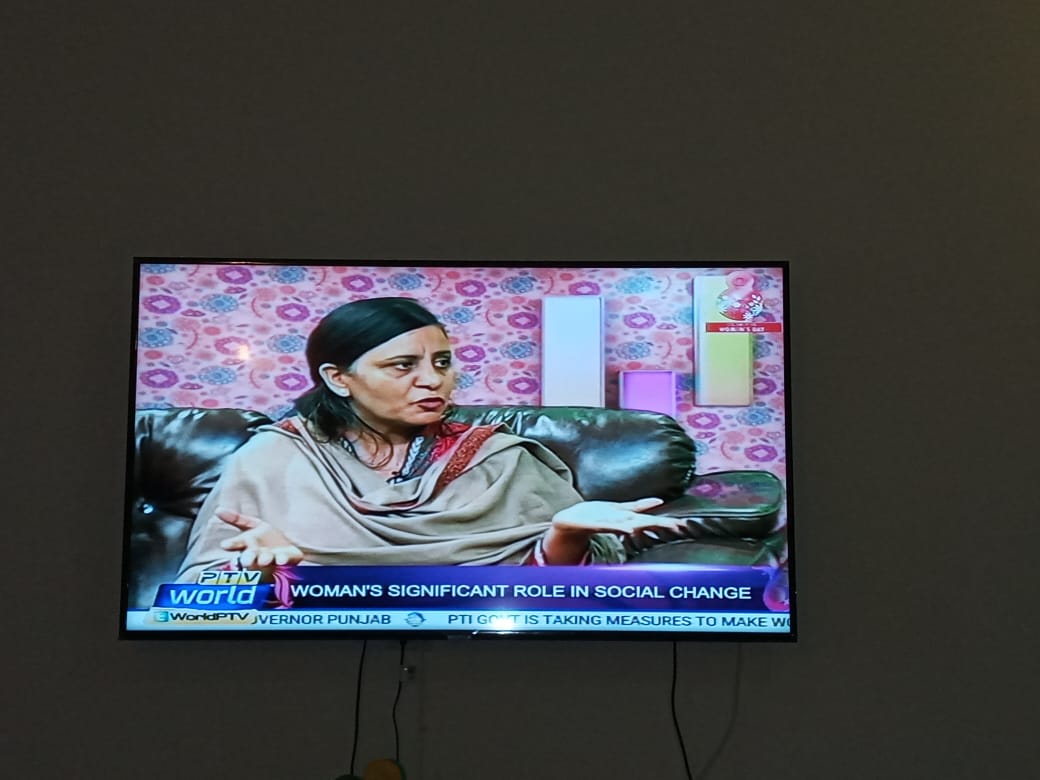 MumtazMughalAF's tweet photo. On IWD 2021 at PTV World and Sama TV https://t.co/DIDGxRNzom