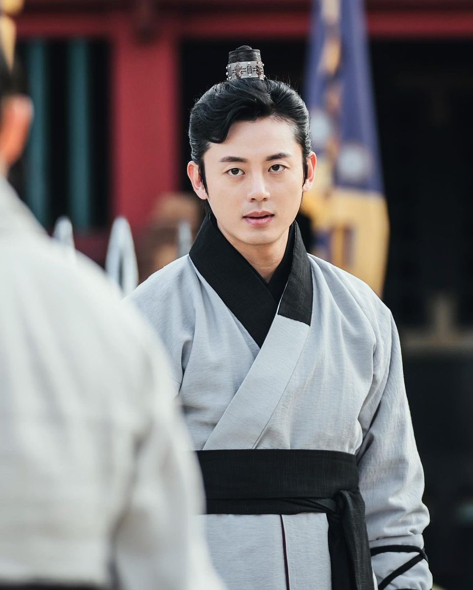 troobie_md's tweet photo. #GoGeun is the new #ByeongIn in #RiverWhereTheMoonRises! 2nd lead syndrome sucks big time 😭 #LeeJiHoon is 😍 https://t.co/4LpYZiq3H3