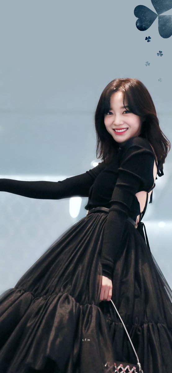 [#BG] #kimsejeong #sejeong
#김세정 #세정 #갤럭시 #아이폰
핸드폰 배경화면 고화질
미우미우 김세정2