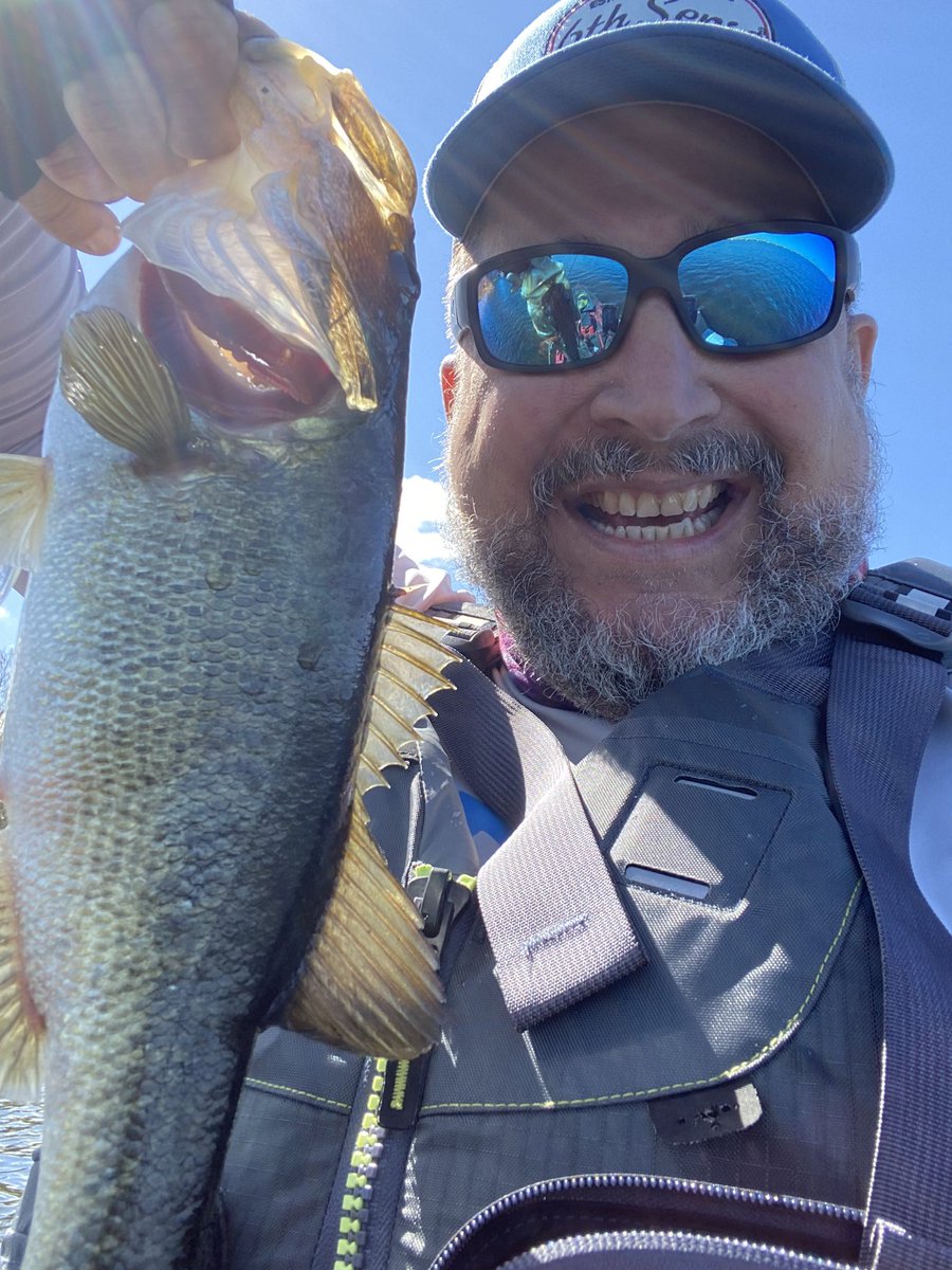 AndrewJFishing's tweet photo. Maiden voyage on my Vibe Shearwater 125.  It was windy but an amazing day of fishing.  #vibetribe #shearwater125 https://t.co/hELujAd69T