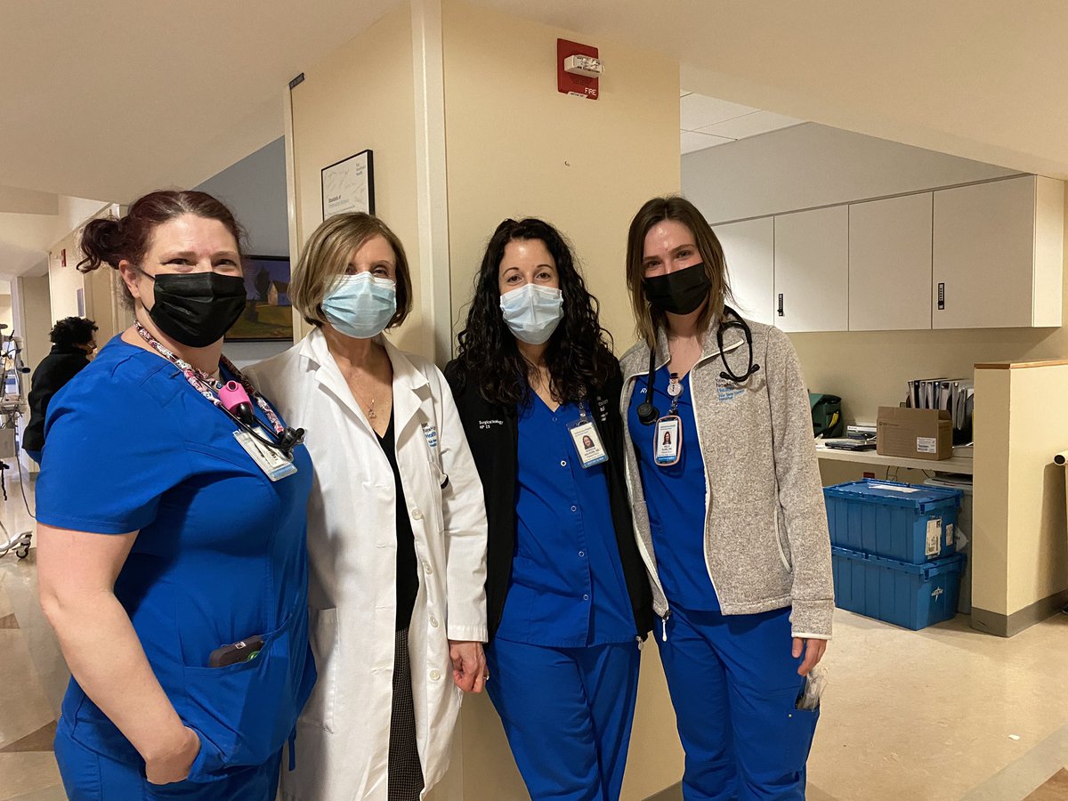 ena_enawill58's tweet photo. Day 3 of #ynhhsgratitude @ynhhealth @YNHH Oncology Nurse Manager Cara made clover leaves &amp; recognized each staff with a special comment. Check out their surprise when they discovered what she did. Meet the rest of Cara’s special team. @CneBeth @oncologynursing https://t.co/kluQxscOxt