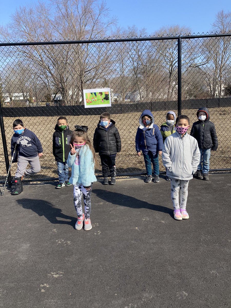 mrskullas's tweet photo. Story walk with cohort A. Reading and exercise!! https://t.co/oAb5QjakHB