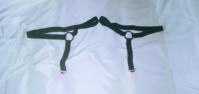 Almost done! Need to sew on the clasps and then they'll be ready to show off 😻 sadly...I need some thigh<a href="/tag/pantysniffing"class="tags"><span>#pantysniffing</span></a><a href="/tag/pantylove"class="tags"><span>#pantylove</span></a>