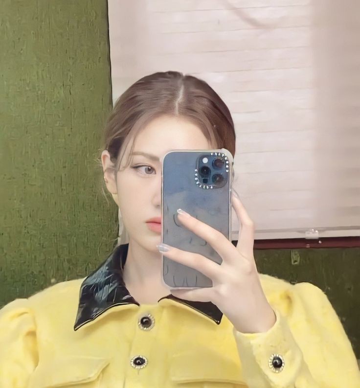 𝐉. melody tweet media