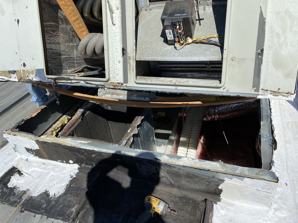 Comfortguync's tweet photo. Had some fun today modify and installing a new HVAC system for local church. Completely repaired old curb, installed new curb adaptor and increased return air. Making it right... https://t.co/oDkHRSHoXP