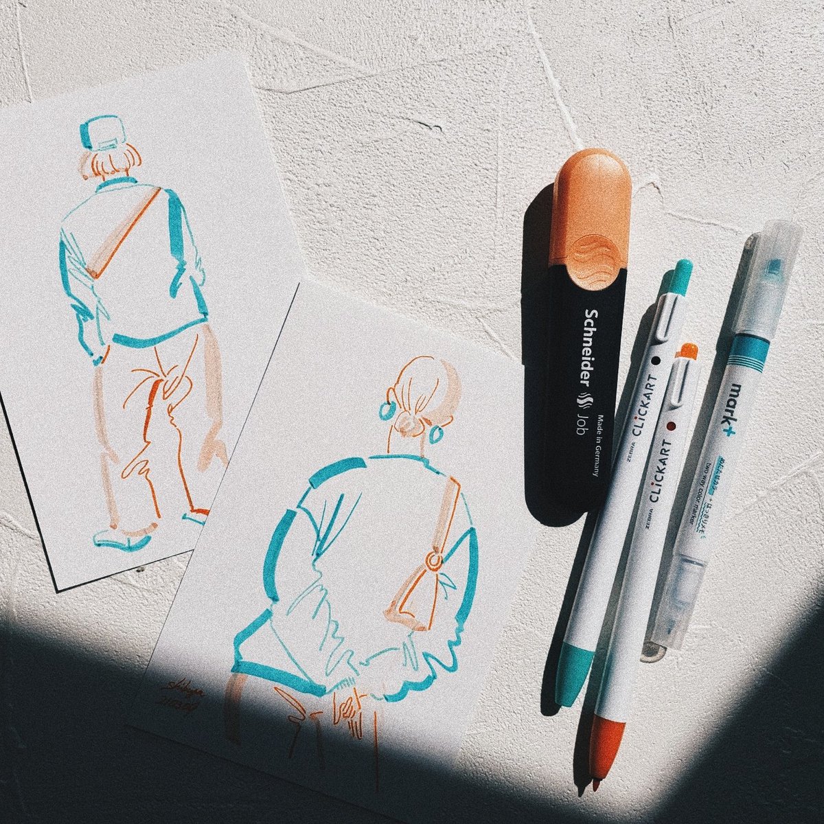 「昨日の街角ドローイングと、使用したペンたち 」|ニシイズミユカのイラスト