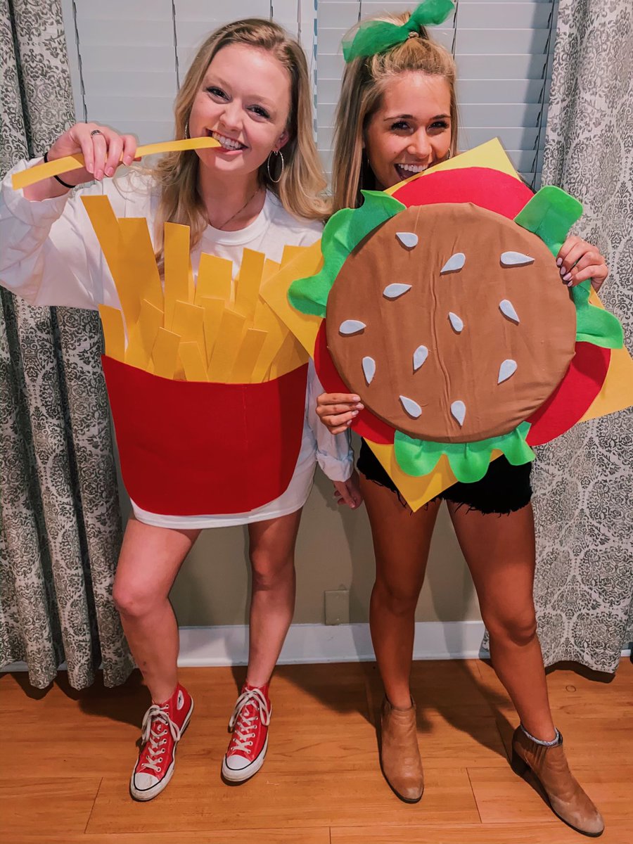 WKUKD's tweet image. Big/ Little Duo @hannahcbouch and @mc_kuhn !! @WKUSigEp #sweetsweek2021 ❤️💛
