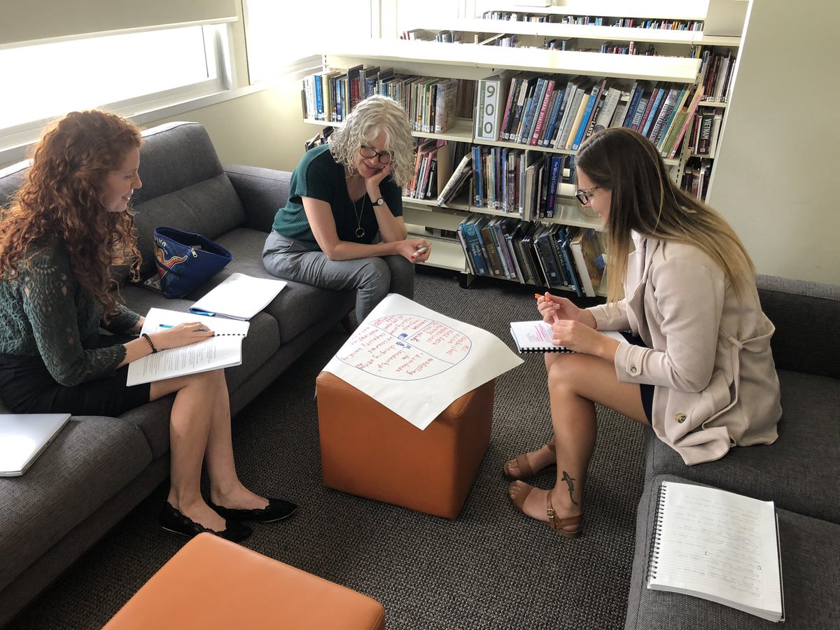 Amanda Thompson tweet media