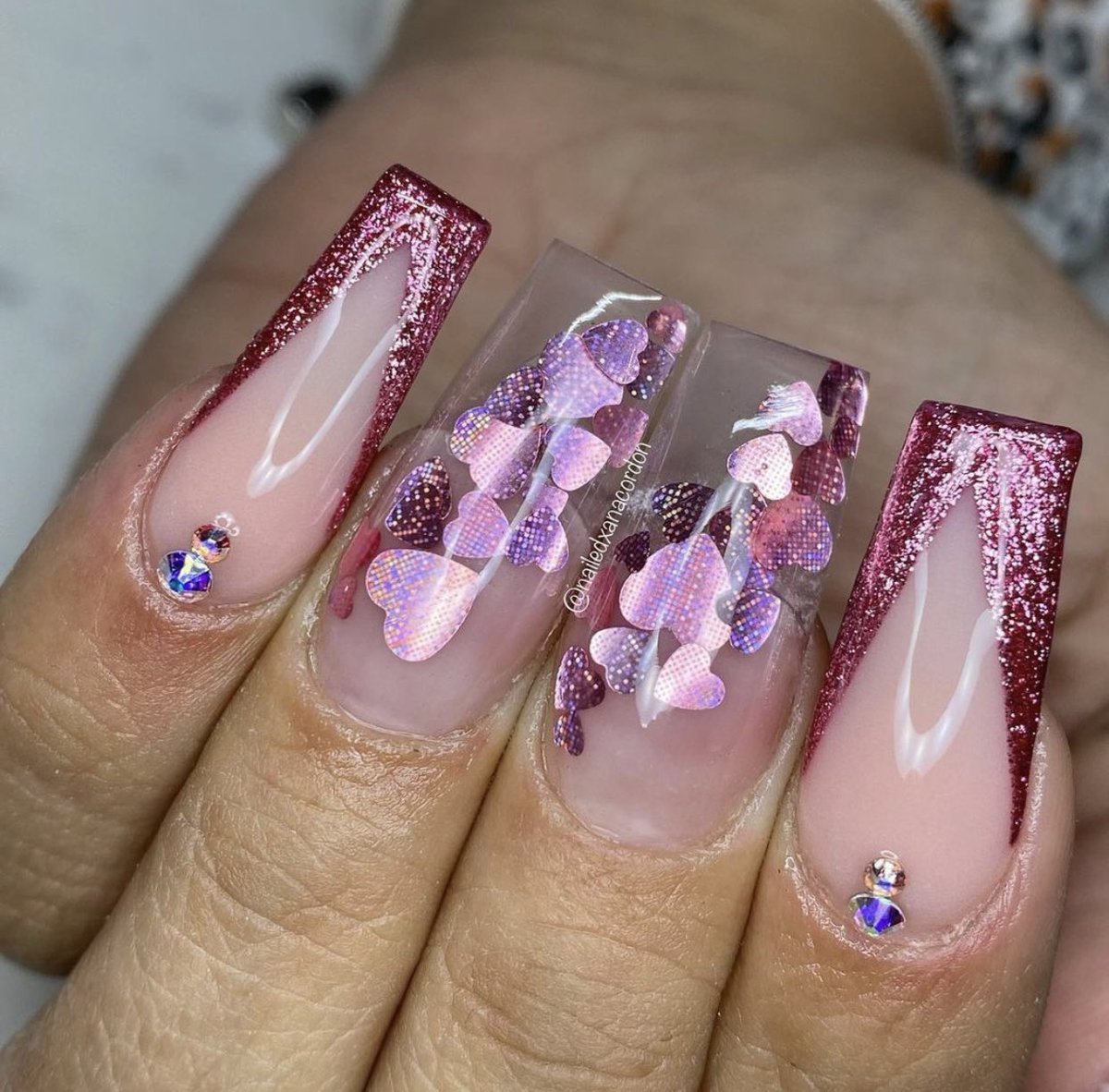 Hey TL, it’s me again 🥺 promoting my nail work LOL I’m just trying to get my 6K on IG before my birthday now IG: @nailedxanacordon 🥰💕