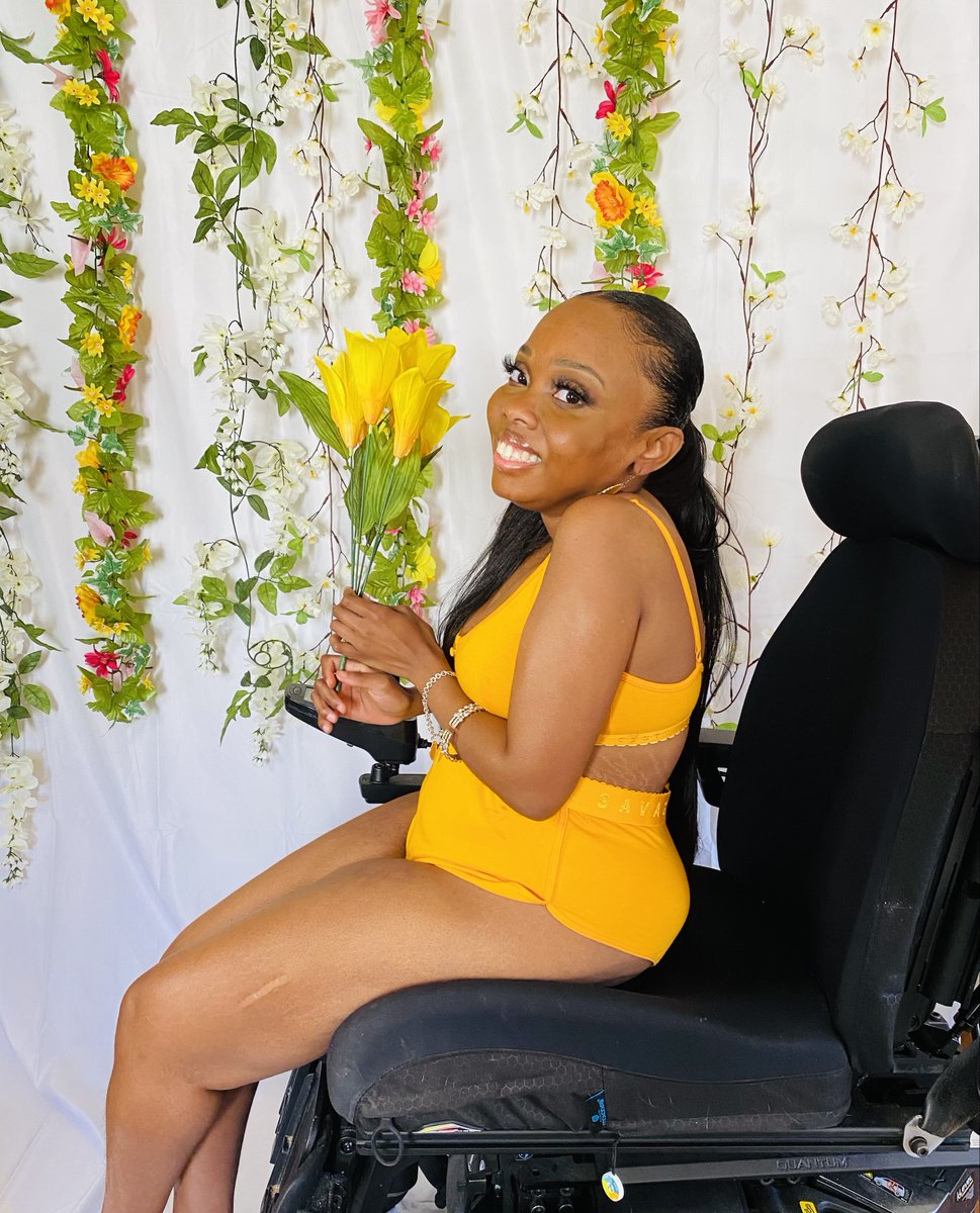 Savage X Fenty by Rihanna tweet media