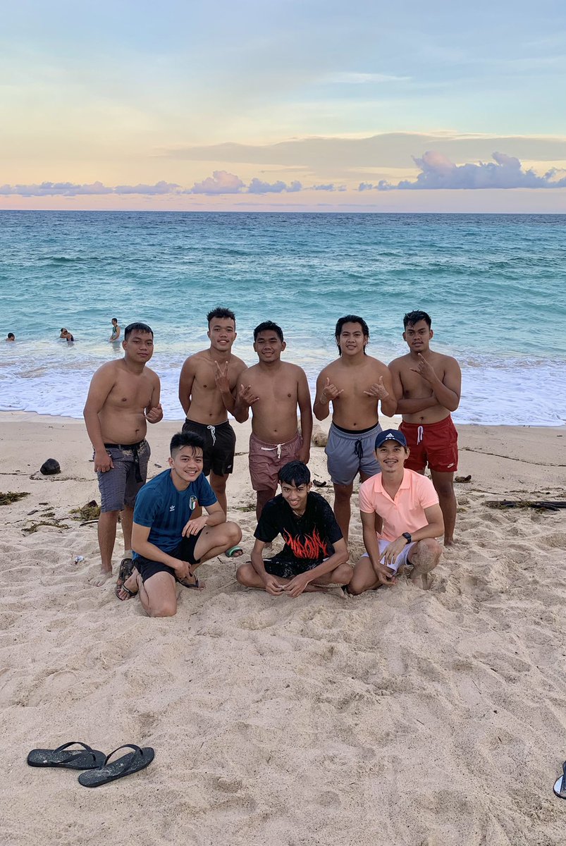 rntzlcntr's tweet photo. First but definitely not the last long ride with them. #WhenInMati #LatePost https://t.co/kwlbG4mwXV
