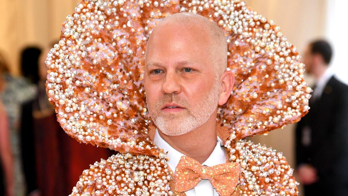 crackerfuneral's tweet photo. [WARNING: GENUINE HATE] Ryan murphy was that kid who got picked on for being "different" and then when they grew up, did not mature and make other ppl happier but instead became a dick https://t.co/VzQj5C8R6r