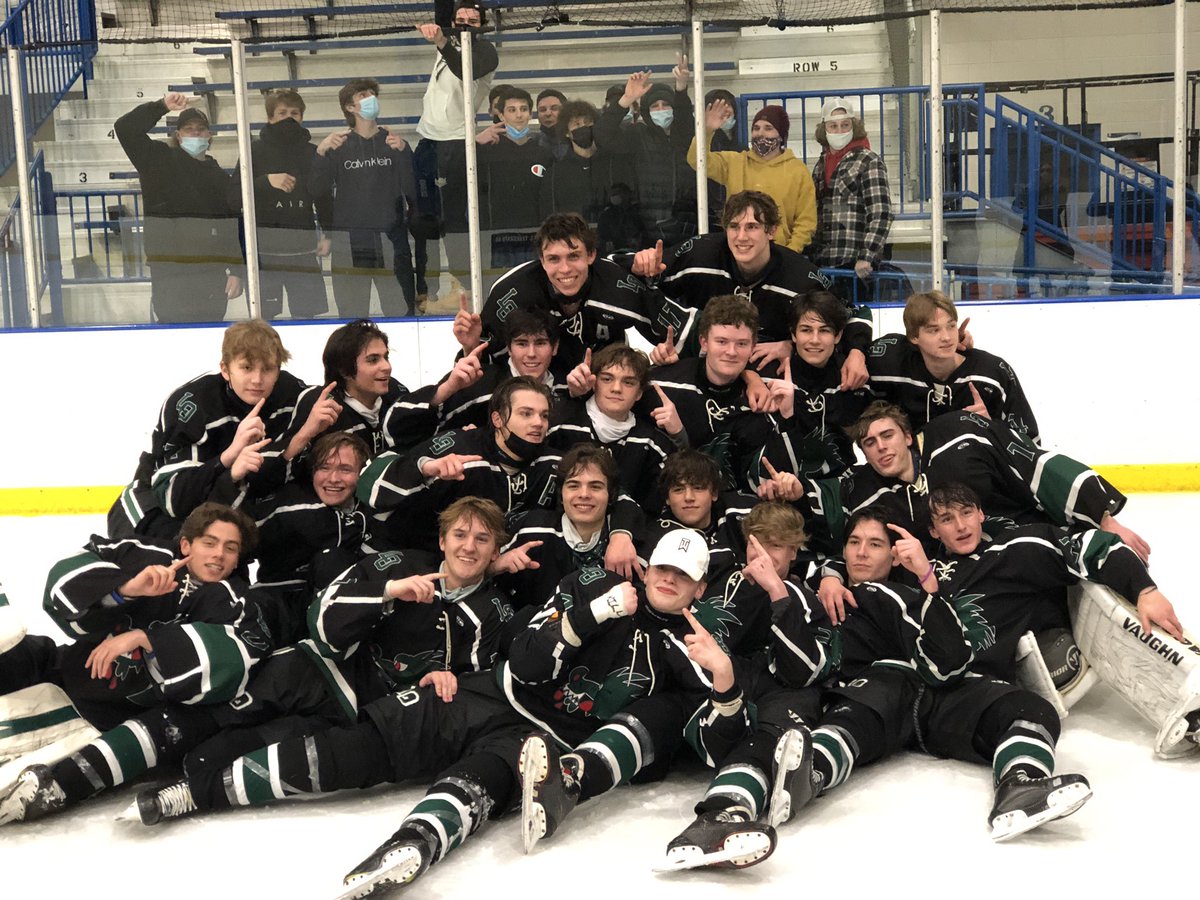 LO_Hockey's tweet photo. Your 2021 OAA Champs! @LO_Hockey https://t.co/sqKTVN1zrv
