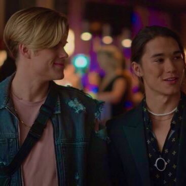 dantesmellark's tweet image. HAPPY SIX MONTHS OF JULIE AND THE PHANTOMS