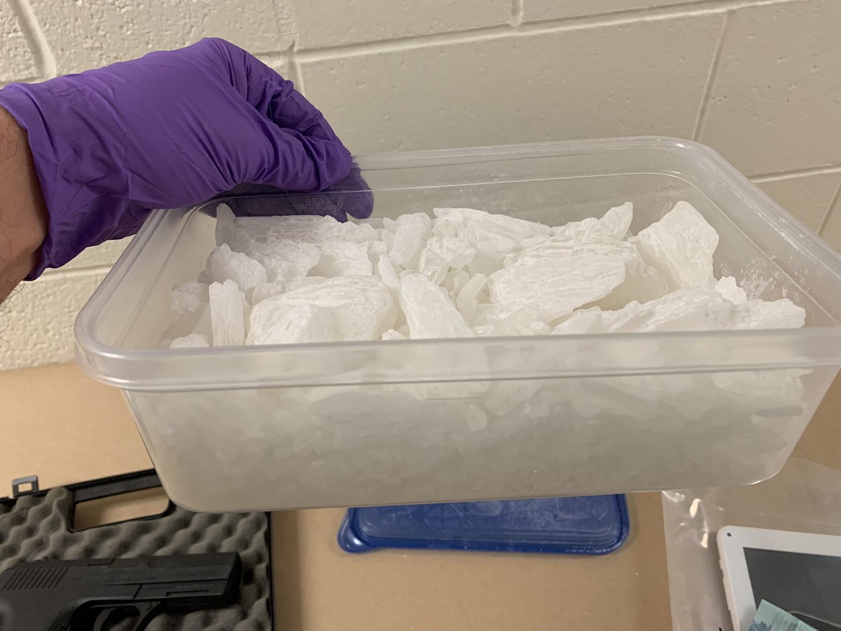 LethbridgeCST's tweet photo. @LethbridgeCST with assistance from RCMP and LPS Patrol Members arrested a male with a Kilo of Meth. 3 residences and 3 vehicles were also searched with police seizing small amounts of various drugs, BB guns (male was prohibited from having) &amp; some 💵. Kids were in 2 homes 😡 https://t.co/XpGR2teD7x