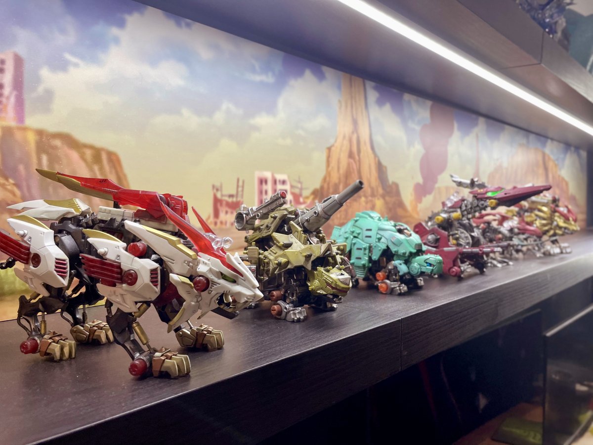 SalfingerAndrew's tweet photo. I recently had the chance to design and print out a wallpaper background for my Zoids display

Made with #AffinityDesigner + #AffinityPhoto with the #iPadPro
 
@affinitybyserif #madeinaffinity #affinityinspiration 
@frankentoon #ゾイド #zoids #tomy #takaratomy #modelkits #display https://t.co/nLmyHeaorZ