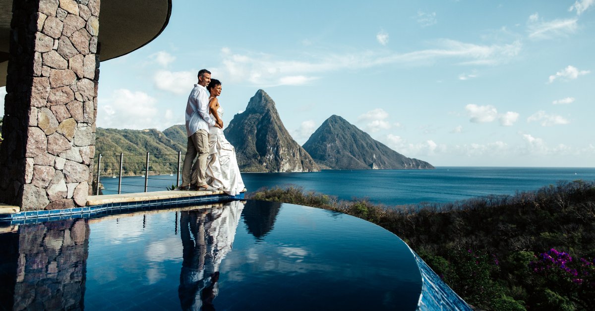 💖Join us on Thursday at 6pm for 'An Evening of Romance from Saint Lucia' hosted by @brendaemmanus and find out why Saint Lucia is the perfect destination for a wedding, #honeymoon or romantic escape. Register 👉🏾bit.ly/LoveSaintLucia Prizes to be won on the night!