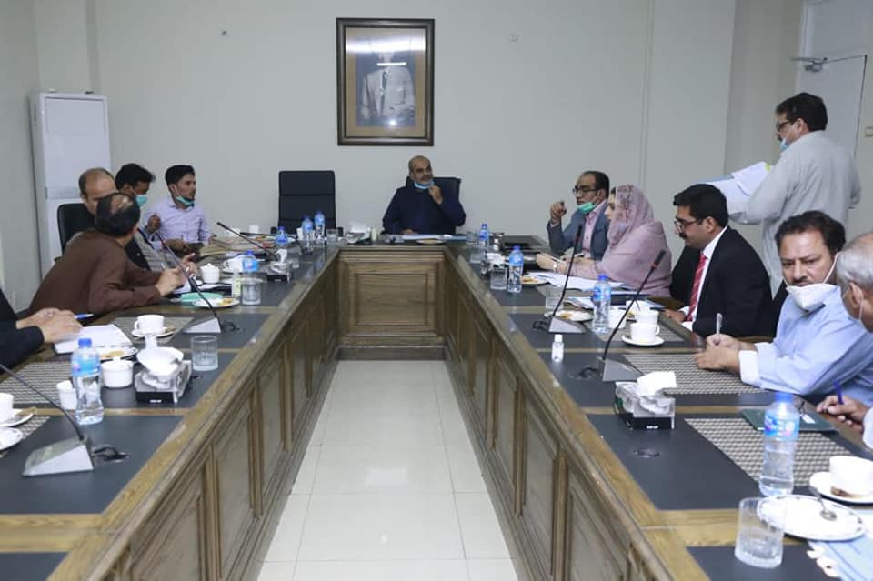 PunjabAg's tweet photo. 1/2......DG (DAOs) Dr. Shafeeq Ur Rehman Chaired a meeting in committee room of AG Punjab to review disposal of official correspondence. The meeting was attended by Addl AG (Admn, funds and pension) &amp; Addl AG Accounts and Payrolls. https://t.co/i2TlCTTOr2