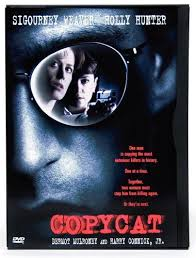 merlinpapin3's tweet photo. Maintenant tout le monde est fou, mais dans mon TOP30 #FilmsSérialKiller il y a des champions !!
21 Exæquo - #Copycat de #JonAmiel (1995) avec #SigourneyWeaver #HollyHunter #WilliamMcNamara #HarryConickJr #DermotMulroney #WillPaton
@Jouxplane83 @FredOL69007 @tbarnaud https://t.co/cpNNWdgy45
