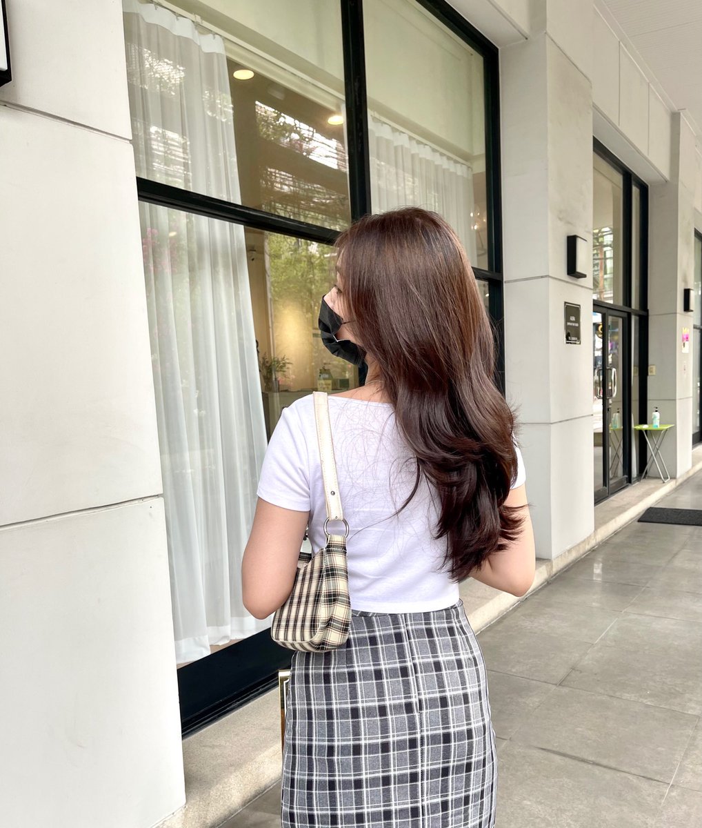 iya_nikko's tweet photo. 📣 รีวิวครั้งแรก “ตัดผมstyleเกาหลี” ✨ ตัดยังไงให้ได้ตามเรฟ💯
ในรูปคือทรงหน้าม้าข้าง+Layer Cut นะคะ (ต่อด้านล่างค้าบ)👇🏻
ค่าเสียหาย 800฿ ทำเอง จ่ายเองนะคะ โนสปอนน💖
พิกัด : Aura Hair Studio
#ทรงผมเกาหลี #ตัดผมเกาหลี #รีวิวบอกต่อ #ของดีบอกต่อ #เอาไว้รีวิวห้ามขายของโว้ย #ร้านเกาหลี https://t.co/1alAYBtPor