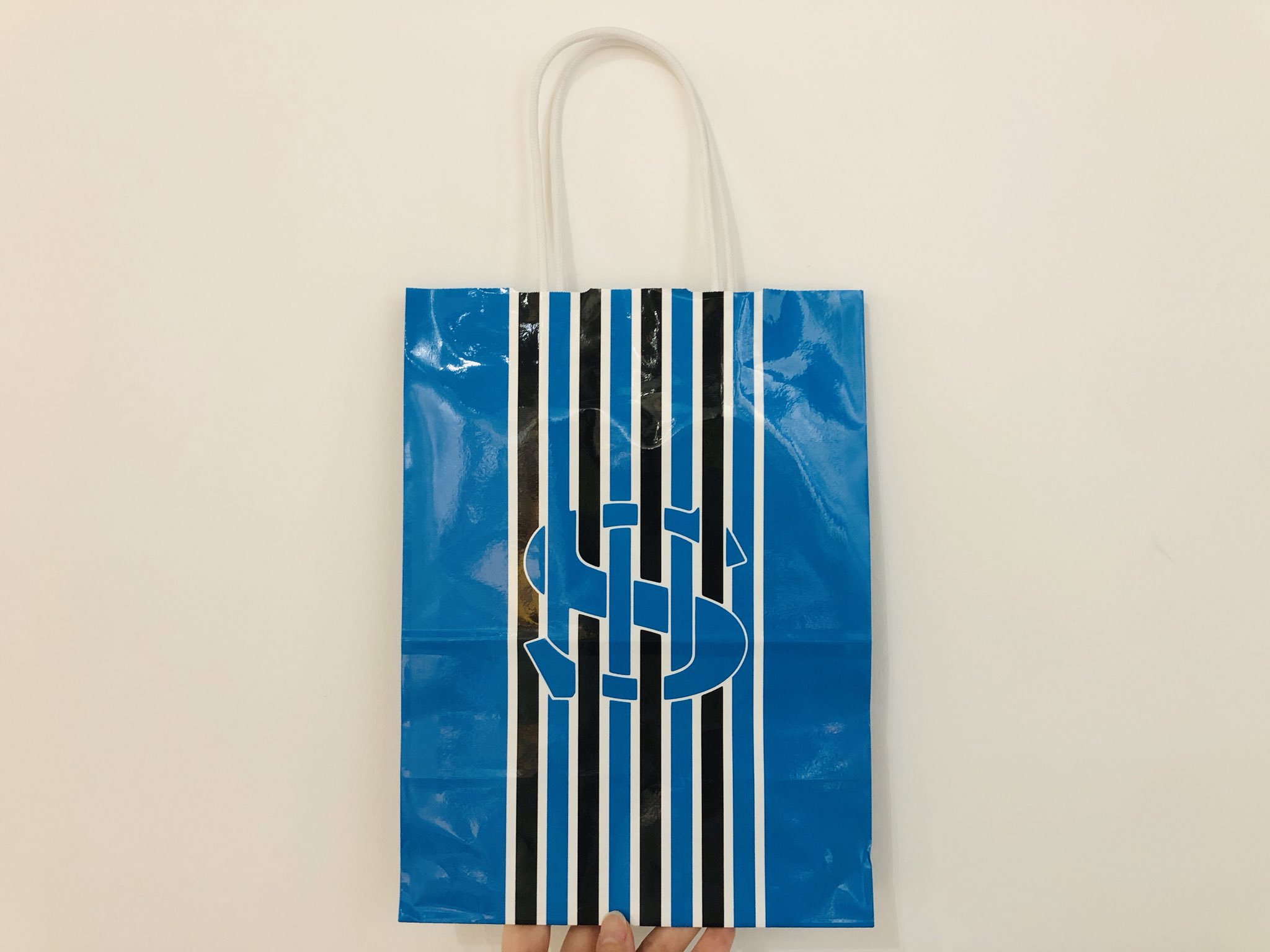 Tobichi また 資生堂パーラーのお菓子をお買い求めいただいた方には資生堂パーラーの紙袋に入れてお渡しします よく目にする 紙袋ですが あらためてみると とてもかっこいいですね 大高 T Co 1isugwbuvl Twitter Tobichi また 資生堂パーラーのお菓子をお買い求めいただいた方には資生堂パーラーの紙袋に入れてお渡しします よく目にする 紙袋ですが あらためてみると とてもかっこいいですね 大高 T Co 1isugwbuvl Twitter