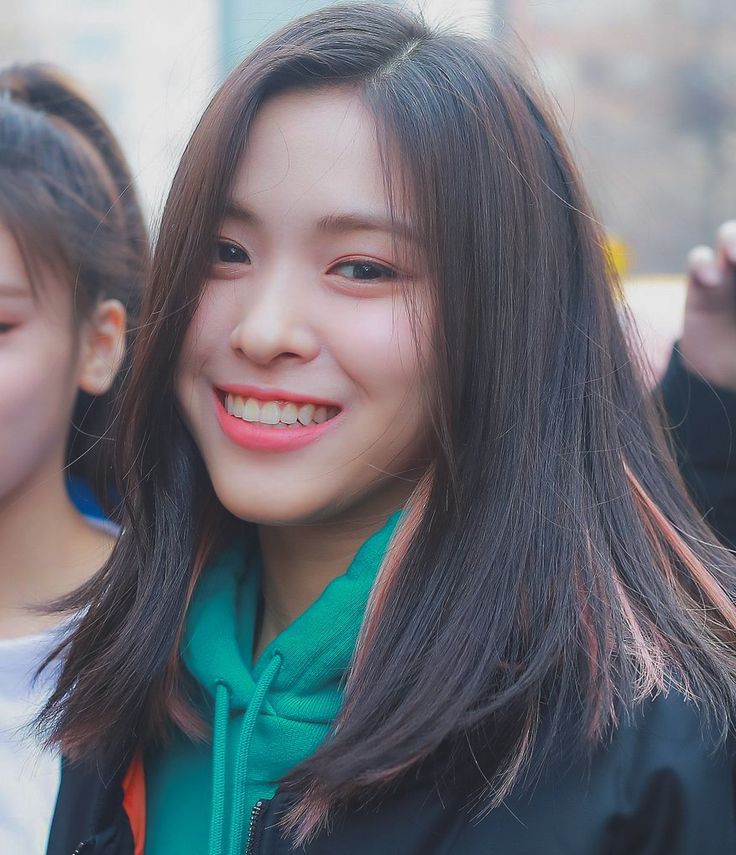 Hai, ini aku Anatasya boleh panggil Tasya yaaa, baru main rp di Twitter nih guyss.....
Line@starla.alexa
.
.
.
.
.
Fmbst? Gasss
Need orang yang asik 
#roleplayer 
#roleplayerindonesia 
#roleplayeraccount 
#roleplayerworld 
#roleplayerindo