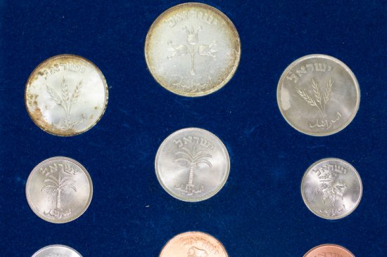 Leocoins_com's tweet image. イスラエル ミントセット 1949年~1963年18種

イスラエルやイギリス、イタリアのプルーフセット、ミントセットを買取しています。 
即日査定しますのでお気軽にご連絡ください。

LEOCOINS.COM | アンティークコイン 外国金貨 外国銀貨の販売買取
#Israel #mintset
leocoins.com/?pid=120326204