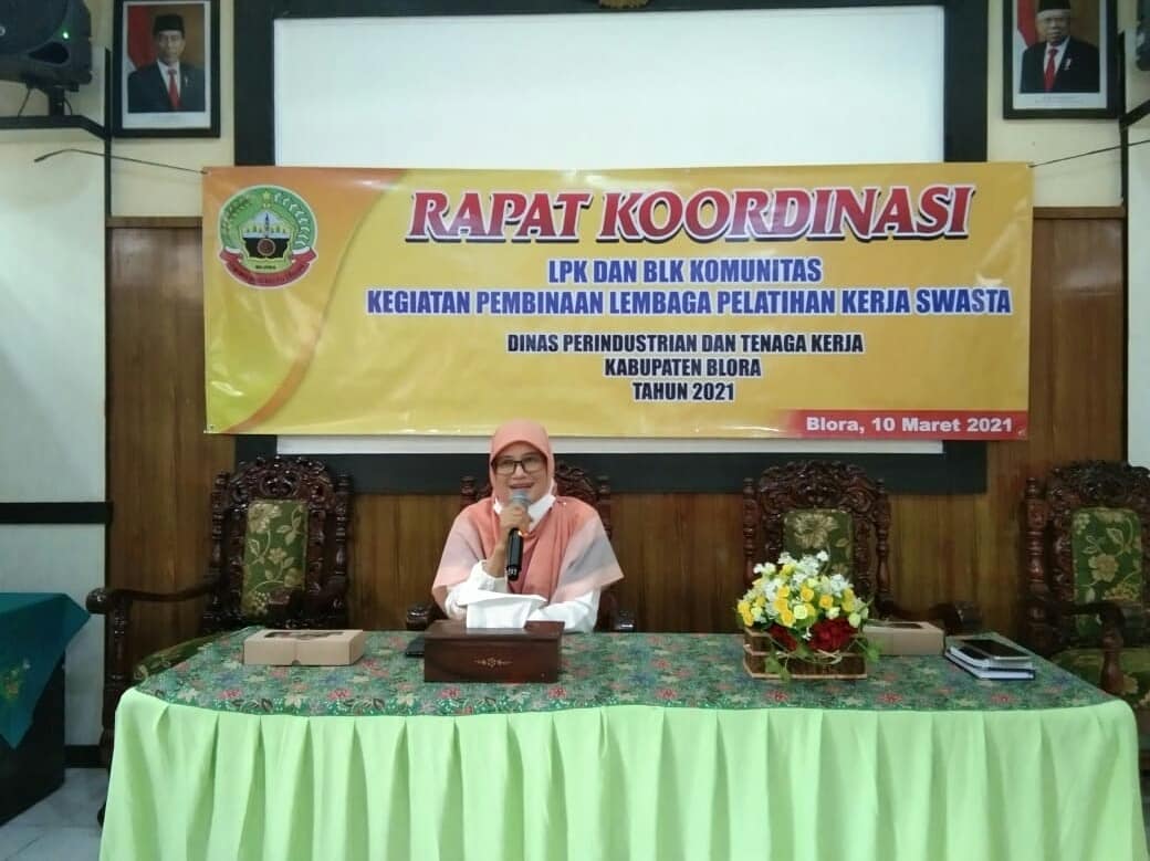 perinnakerblora's tweet photo. Rapat Koordinasi LPK &amp; BLK Komunitas kegiatan Pembinaan Lembaga Pelatihan Kerja Swasta (10/03/2021) https://t.co/1GAp6f5Px2