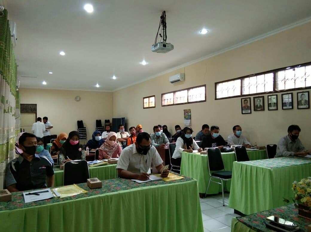perinnakerblora's tweet photo. Rapat Koordinasi LPK &amp; BLK Komunitas kegiatan Pembinaan Lembaga Pelatihan Kerja Swasta (10/03/2021) https://t.co/1GAp6f5Px2