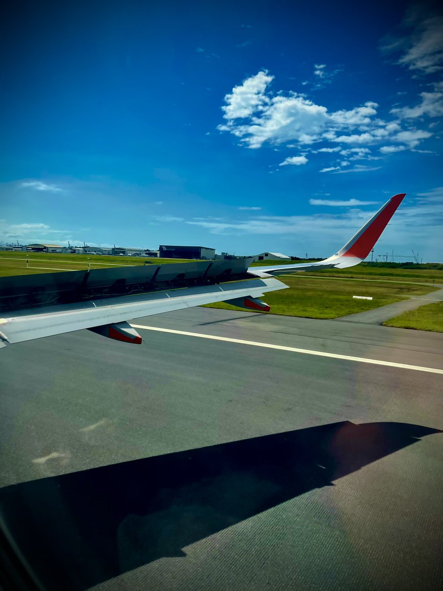 RyanBabbage's tweet image. It’s great to be in the air again and on the road meeting clients face-to-face. #Brisbane #venturefirms #newopportunities #businesscontinuity #strategyhubb