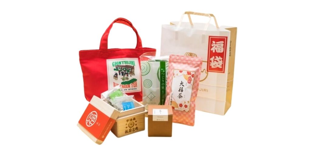 NeuroConvince's tweet photo. This year, we should have all had fukubukuro ‘lucky’ bags.

#Japan #Marketing #Tradition https://t.co/Co5a2jPNQ2