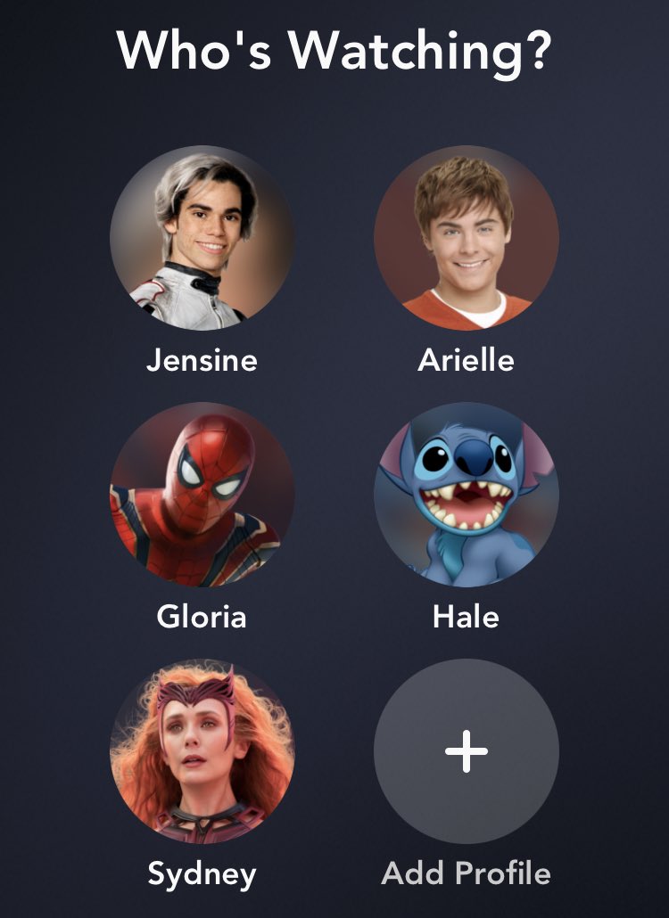 don’t mind me, just out here having the best avatar between the 5 of us 😙✌🏼