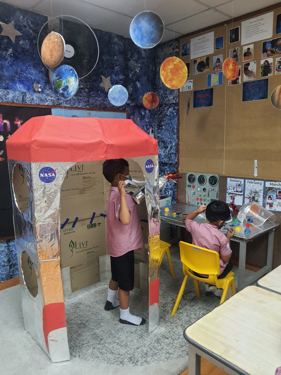 TpgEY's tweet photo. Cycles ----> Night and Day -----> Space -----> Rockets! Exploring their interest in space with our rocket role play. We are lucky to have such gifted assistants to build our kids designs. #earlyyears #inquiry #pyp https://t.co/Zd0GD0wHZ9
