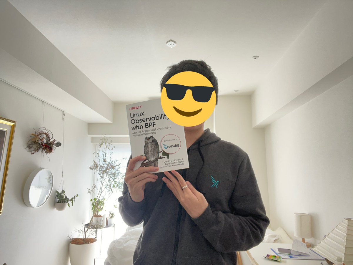 Got the Contributer of the Month slag by Falco. They gave me a book, hoodie badges, stickers, etc. Thanks！