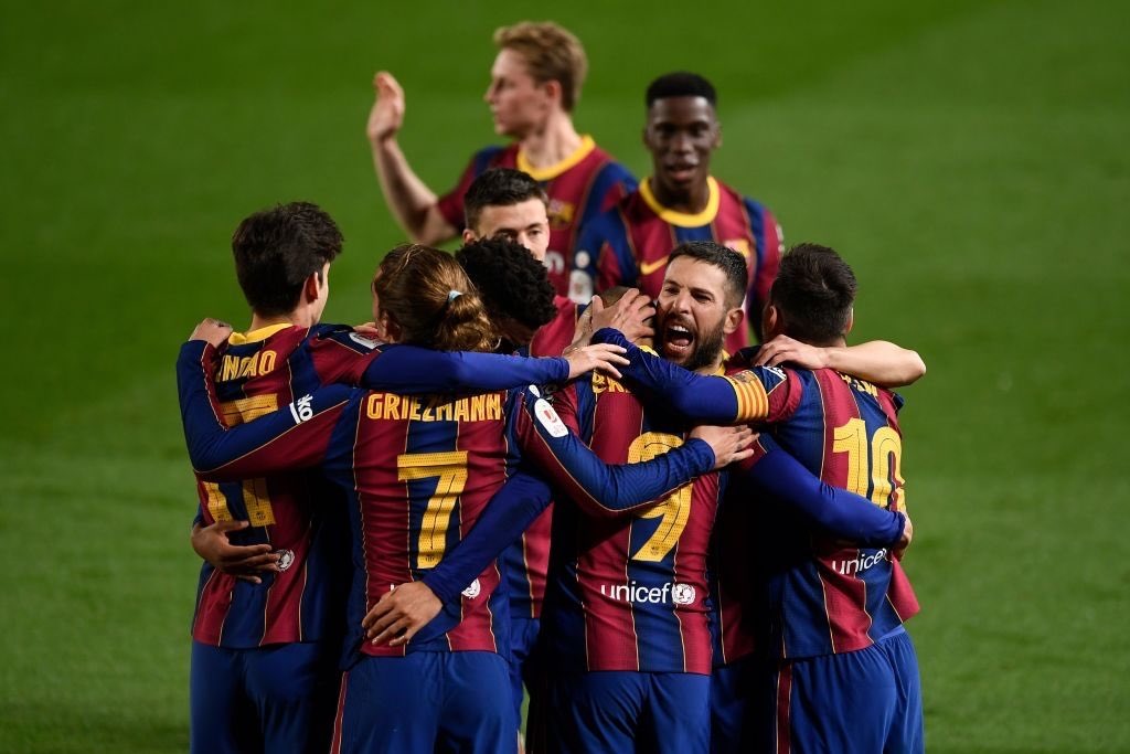 UgoOsinobi's tweet photo. Is it delusional to hope for another remontada? Probably. But I choose to remain hopeful until there’s zero chance of a comeback. Because that’s what it means to be a Cule. Visça Barça💙❤️ https://t.co/cbfMN3SjL0