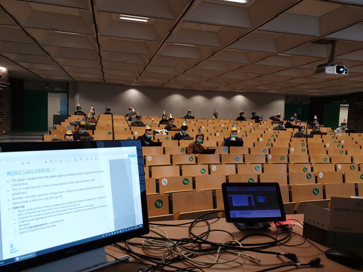 MatthBogaert's tweet image. Today in #SMWA2021 #Lecture5 it is a party of decision trees and the birthday of @SamPauwels9, so we are in a covid-safe celebration mode!