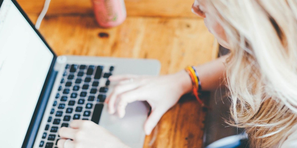Frauen verdienen in Deutschland durchschnittlich 19 Prozent weniger als Männer. Das muss sich ändern. In #Köln findet dazu heute eine digitale #EqualPayDay-Veranstaltung des <a href="/BPWClubKoeln/">BPW Club Köln</a> statt – macht mit: stadt-koeln.de/artikel/01245/… (📸 : Pixabay)