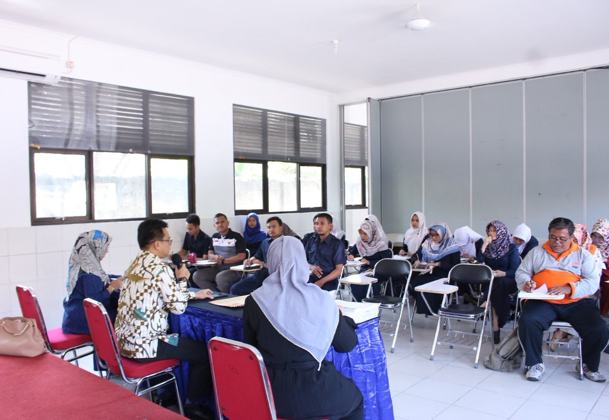 SafaroWorld's tweet photo. Assesesment Guru-Guru Yayasan Barunawati Tanjung  Priok,18 September 2018...#safaroworld #assessmentonline #assessmentcentre #consulting #counseling #birospikologi #training #terapipsikologi https://t.co/V7pEPsy6cu