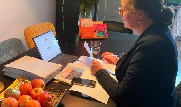 De nummer twee op VVD-kieslijst en VVD-fractievoorzitter in Zuidplas houden lijnen kort - ..