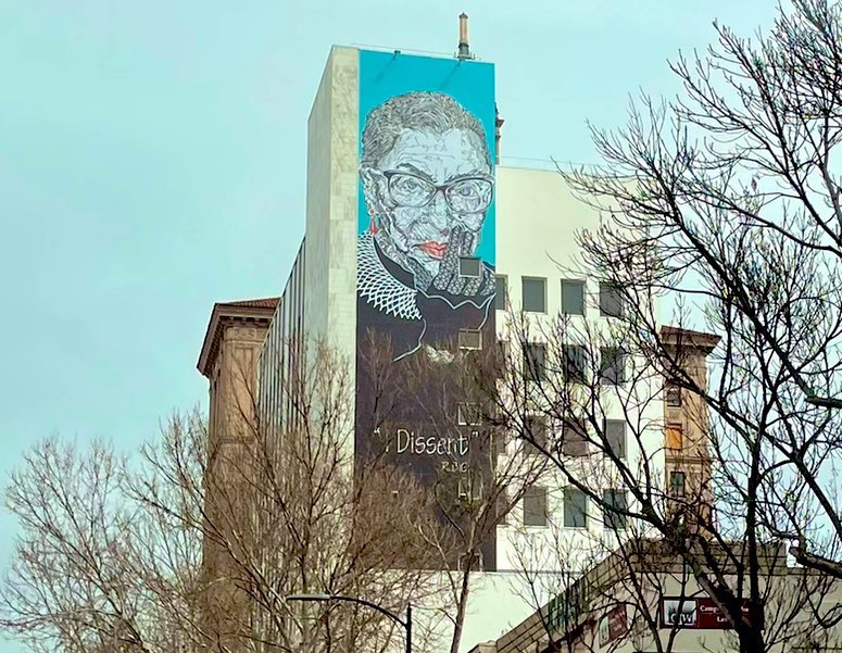 PioneeringW's tweet photo. Great surprise to find this mural in San Jose, CA!! 👏🏼👏🏼👏🏼
 
"Fight for the things that you care about, but do it in a way that will lead others to join you" by RUTH BADER GINSBURG
#visibles #PioneeringWomen #California #inspireOthers #womeninlaw #civilRights #WomensHistoryMonth https://t.co/Woh7vqe89l