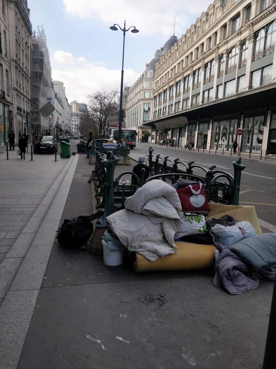 leo_pooja's tweet photo. The not-so-pretty side of Paris #Paris2021 https://t.co/3NwvwlEQyK