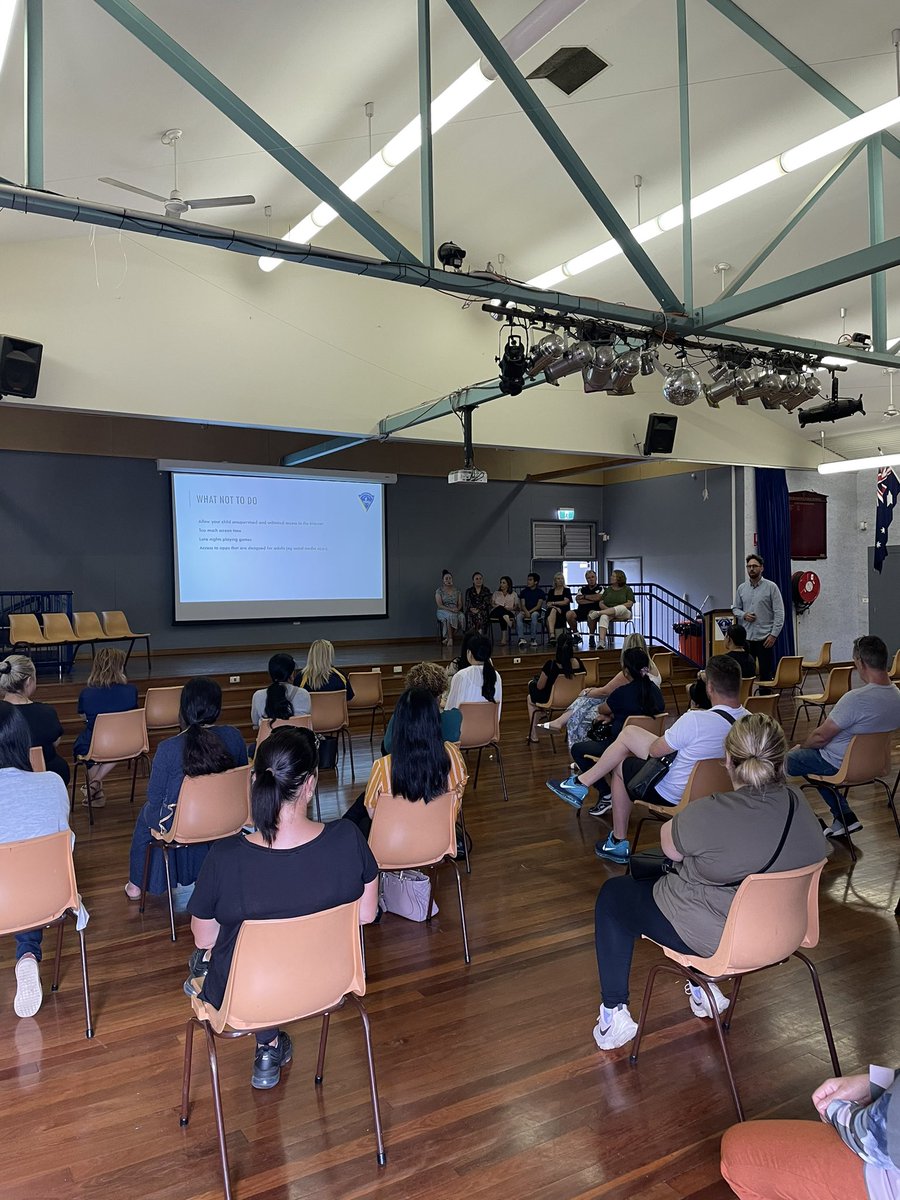 HinchinbrookPS's tweet photo. Parent Information Sessions - A great way to welcome parents back into the school. https://t.co/TqIXQ2wOtK