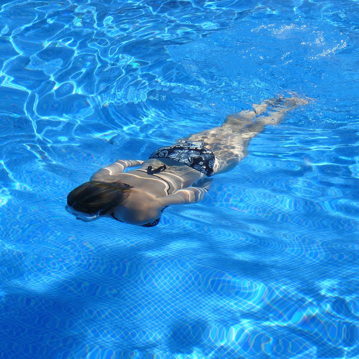 *DID YOU KNOW*
Did you know the longest breath held underwater is 24:03 minutes? The record holder is Aleix Segura. 

*HET JY GEWEET*
Het jy geweet dat die langste asem onder water 24:03 minute is? Die rekordhouer is Aleix Segura.

FUNDIS Donderdag 19:00 net op <a href="/SABC_2/">SABC_2</a>