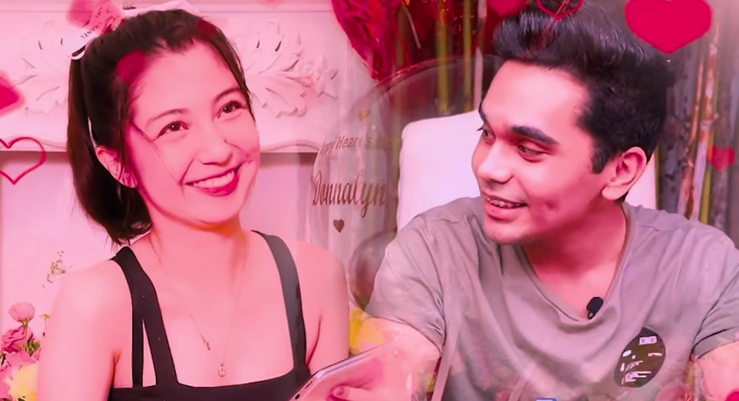 MoranteMaricel's tweet photo. Done watching
Reacting on Ivana and hash vlog
Dona:"Nakaka Inlove naman Tong family na to ( alawi family) "
Iva na yan @DJBDonna huh, yung family ba talaga yung nakakainlove? βοΈ
#HashLyn
#HashDon https://t.co/wIAZQy5k0b