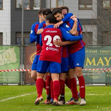 Siguetuliga's tweet photo. ¡Varios clubes lograron su clasificación para el playoff de ascenso a 2ª RFEF el pasado fin de semana! Entre ellos, @UCCeares, @UDAlzira, @CD_Arenteiro y @PasaiaKEoficial 

¡Enhorabuena! 👏👏👏

https://t.co/mAMksnQlTs https://t.co/tDSEhhrPCg