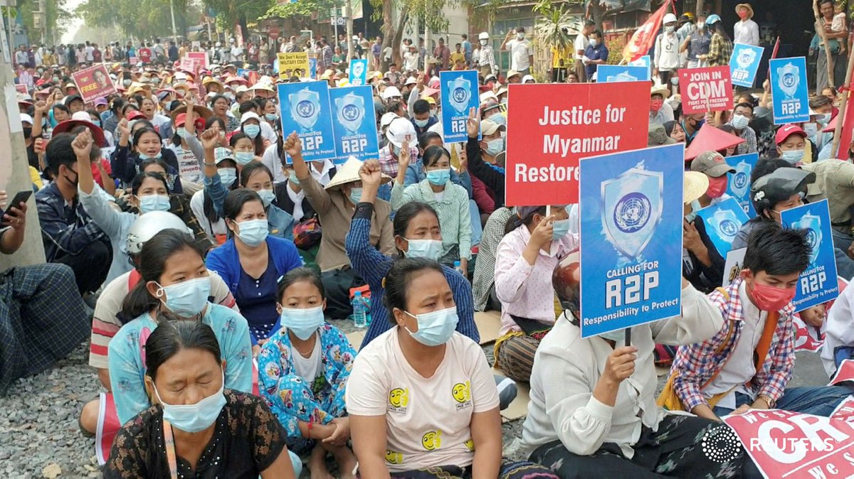 “R2P”: The call to the world from Myanmar protesters. These in Mandalay today despite the growing crackdown by the junta’s forces. #WhatsHappeningInMyanmar